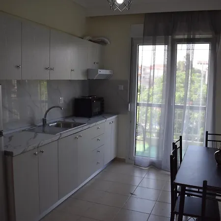 Absolute Apartment Nea Kallikrateia Exterior photo